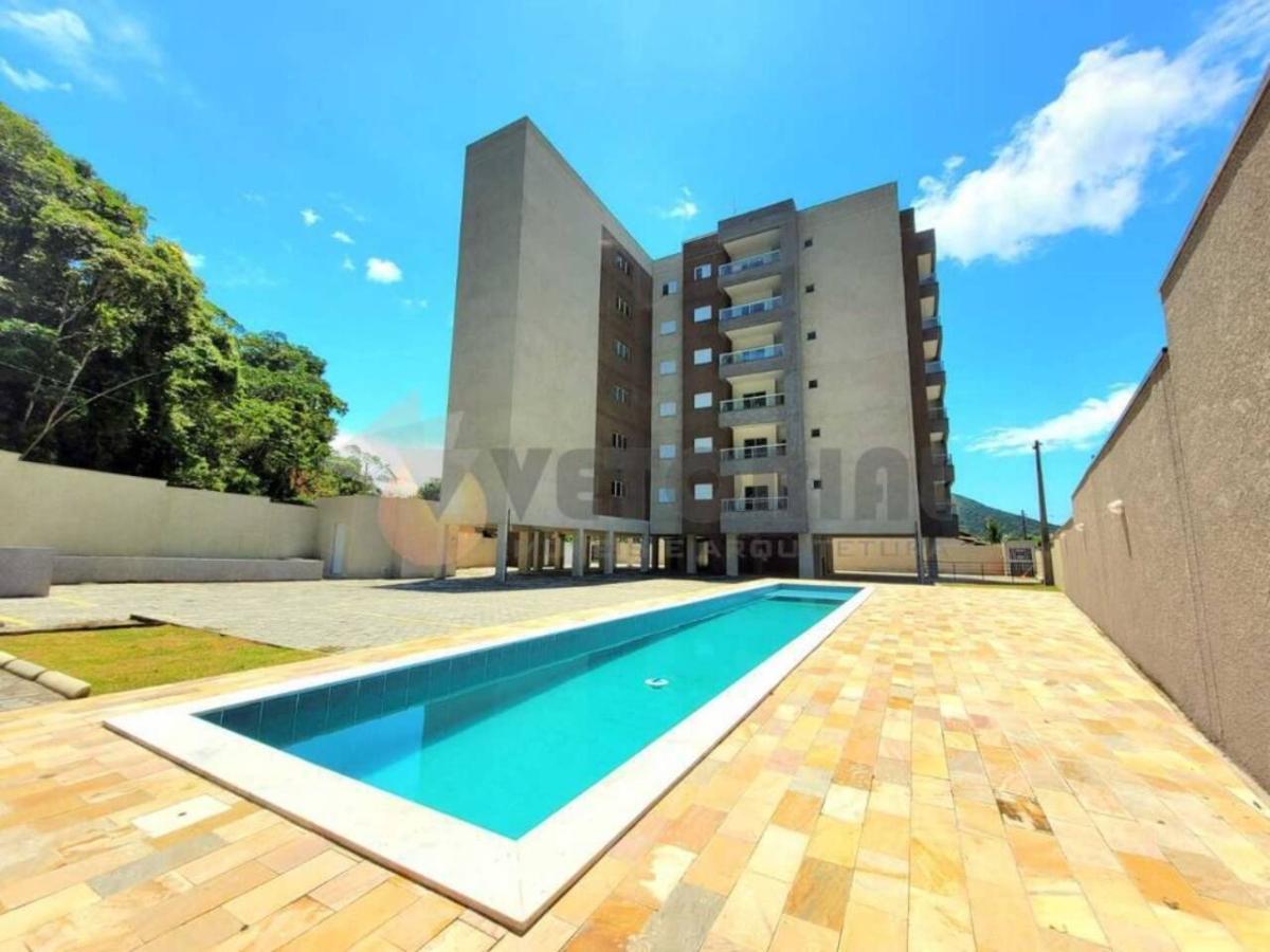 Apartamento à venda em Caraguatatuba, Vila Atlântica, com 2 quartos, 68m² - Rafael Melo
