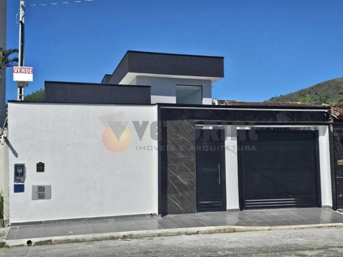 Casa à venda em Caraguatatuba, Martim de Sá, com 3 quartos, 180m² - Rafael Melo