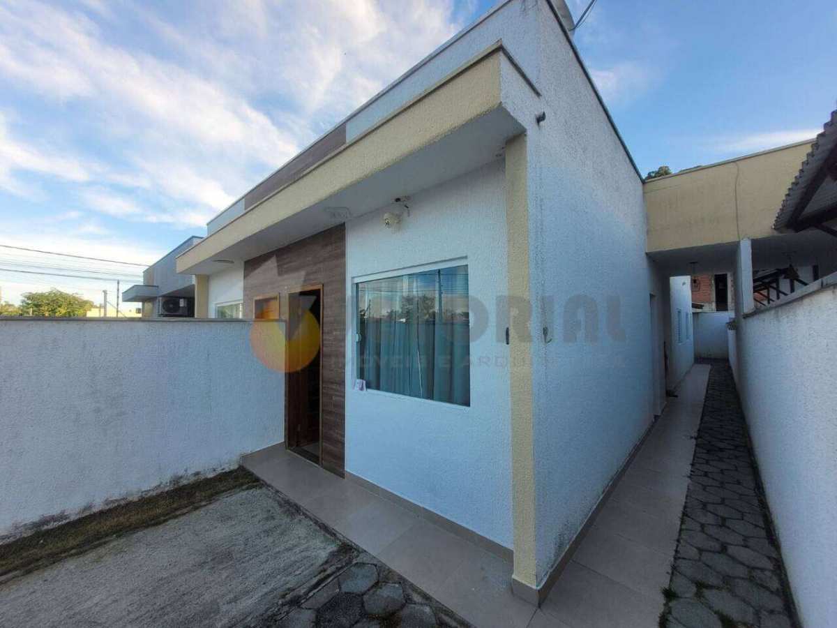 Casa à venda em Caraguatatuba, Massaguaçu, com 2 quartos, 70m² - Rafael Melo