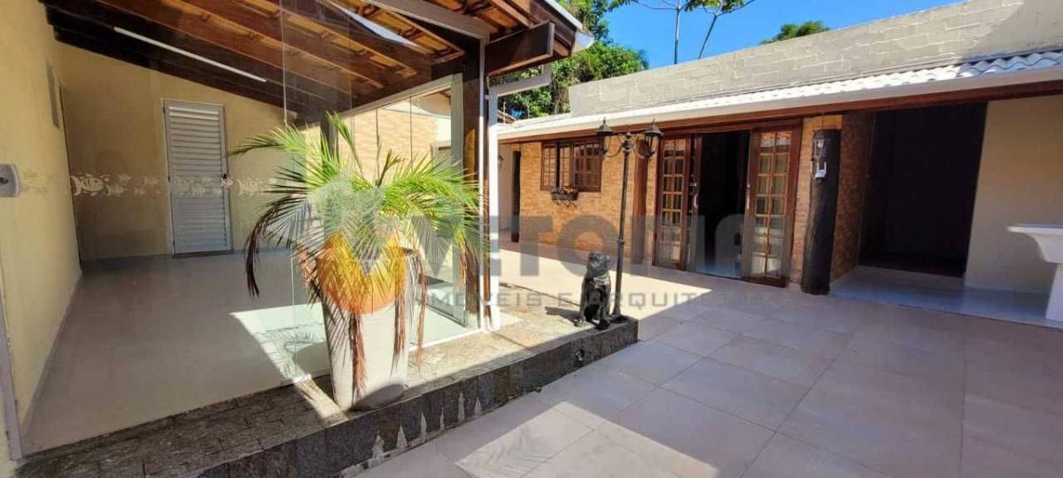 Casa à venda em Caraguatatuba, Martim de Sá, com 3 quartos, 170m² - Rafael Melo