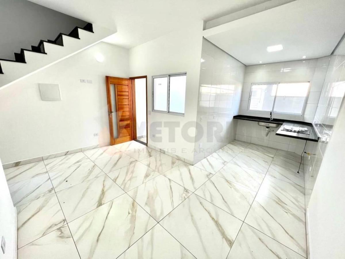 Sobrado à venda em Caraguatatuba, Pontal de Santa Marina, com 2 quartos, 72m² - Rafael Melo