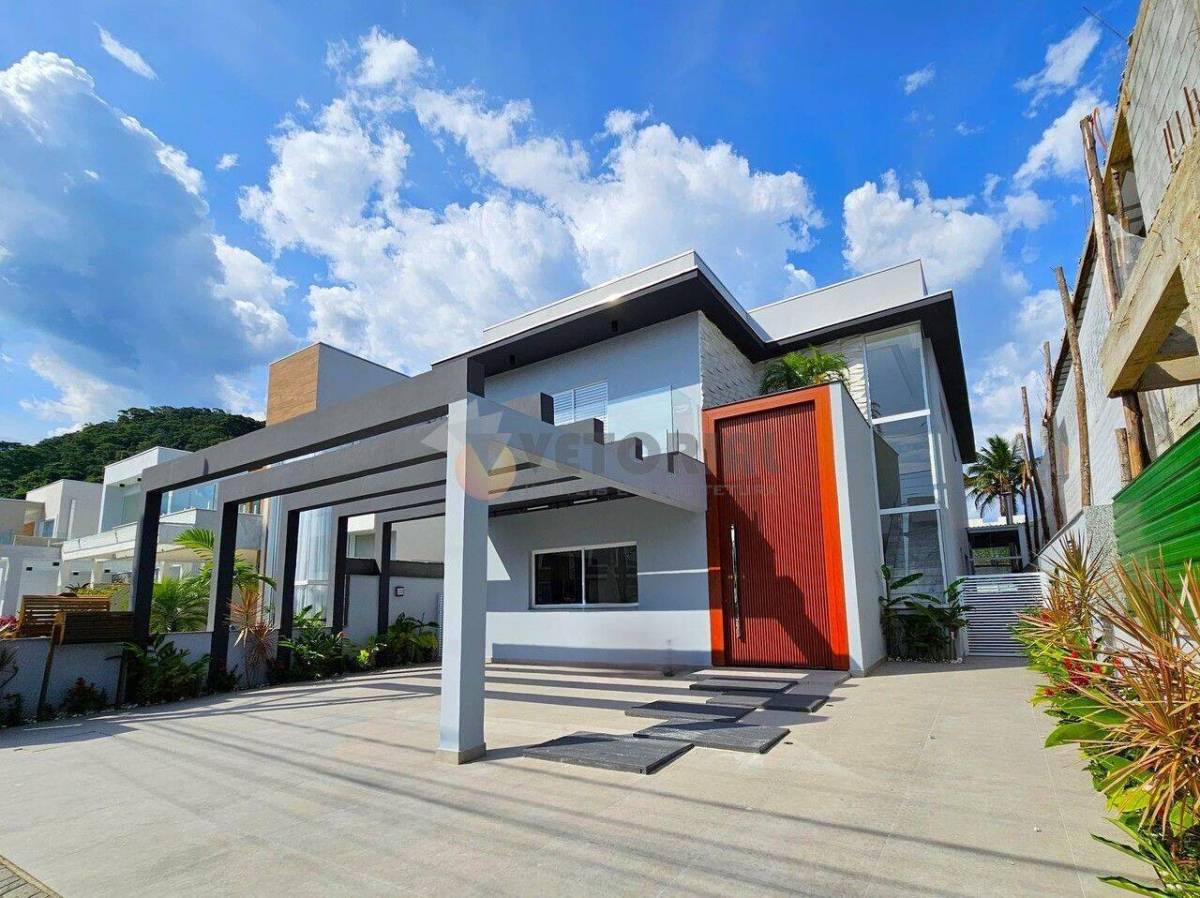 Sobrado em condomínio à venda em Caraguatatuba, Costa Nova, com 4 quartos, 311m² - Rafael Melo